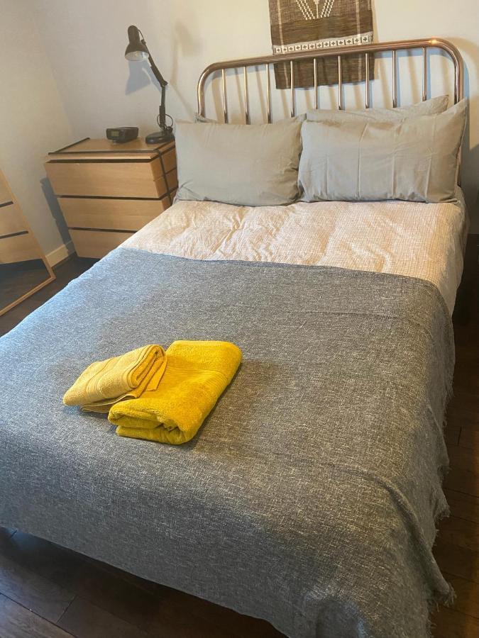 Spacious 1-Bed Flat In North Kensington London Exteriör bild