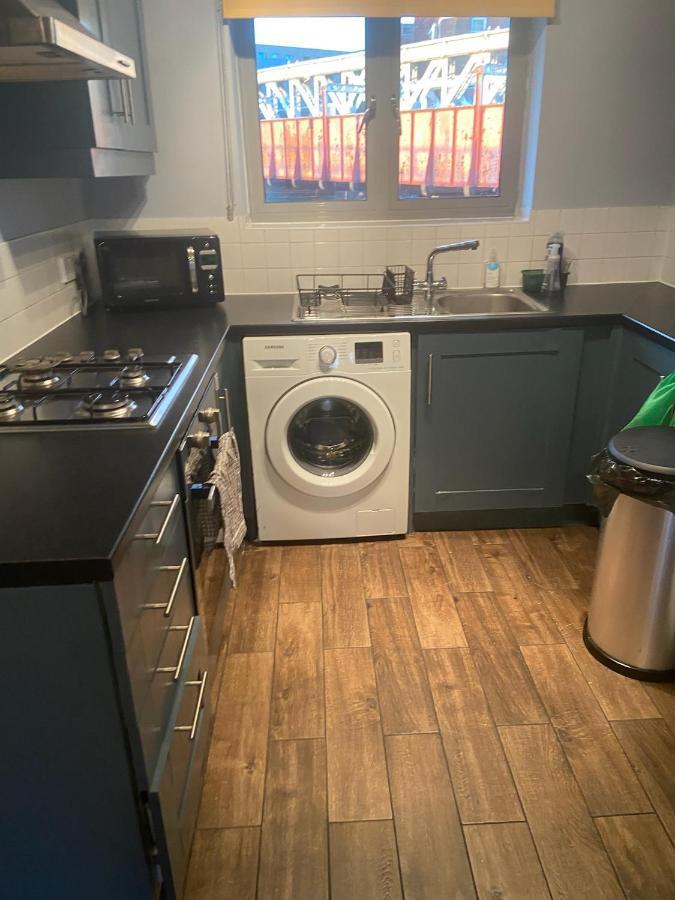 Spacious 1-Bed Flat In North Kensington London Exteriör bild